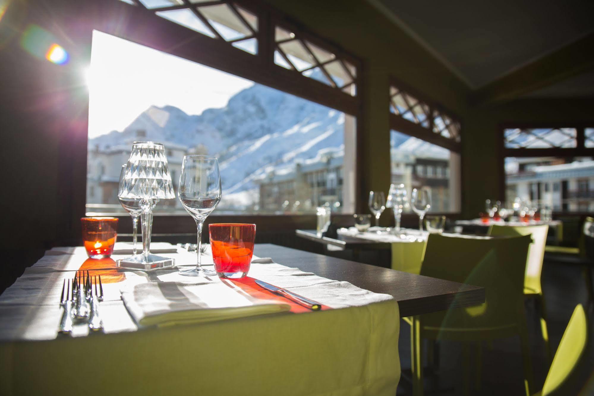 Hotel Europa Breuil-Cervinia Exterior photo